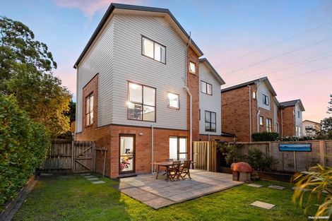 Photo of property in St Claire Village, 55/172 Mcleod Road, Te Atatu South, Auckland, 0610