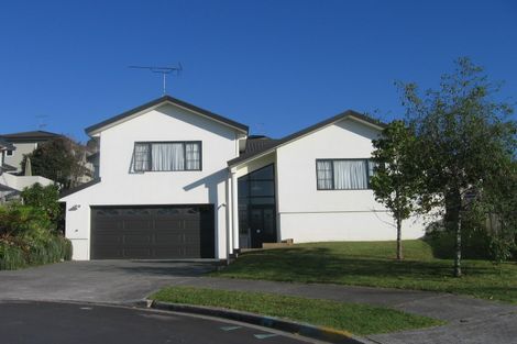 Photo of property in 1/14 Mossop Rise, Glenfield, Auckland, 0629