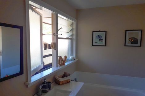 Photo of property in 16 Lascelles Street, Saint Martins, Christchurch, 8022