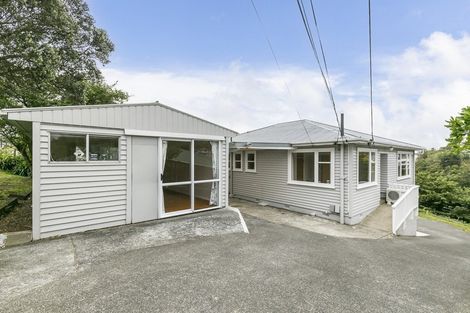 Photo of property in 72 Dominion Park Street, Johnsonville, Wellington, 6037
