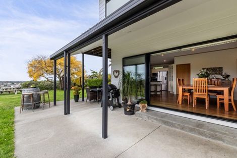 Photo of property in 16a Churchill Drive, Taradale, Napier, 4112