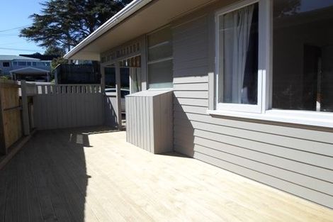 Photo of property in 38 Lyttelton Avenue, Forrest Hill, Auckland, 0620