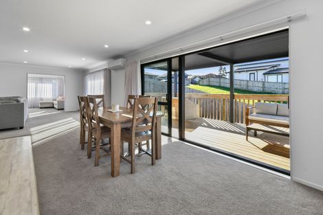 Photo of property in 28 Thomason Crescent, Pokeno, 2402