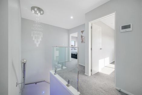 Photo of property in 20 Survila Street, Takanini, 2110