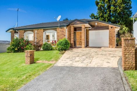 Photo of property in 11 William Souter Street, Forrest Hill, Auckland, 0620