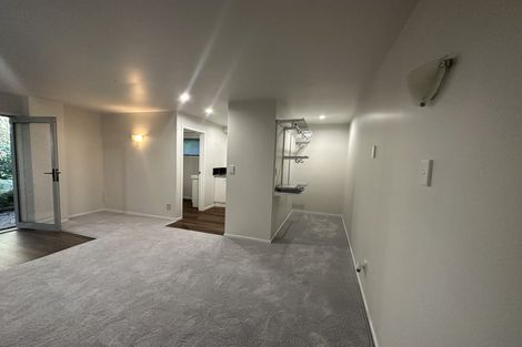 Photo of property in 77e Colwill Road, Massey, Auckland, 0614