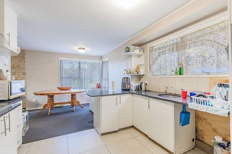 Photo of property in 11 Kilcar Place, Massey, Auckland, 0614