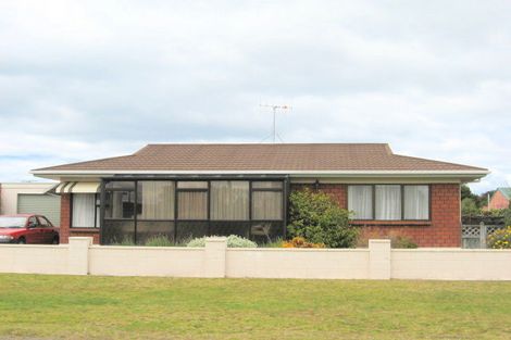 Photo of property in 204 Lowe Street, Whangamata, 3620