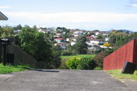 Photo of property in 221a Glengarry Road, Glen Eden, Auckland, 0602