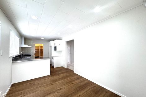 Photo of property in 16 Spinella Drive, Bayview, Auckland, 0629