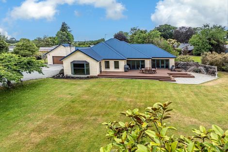 Photo of property in 75 Main North Road, Geraldine, 7930