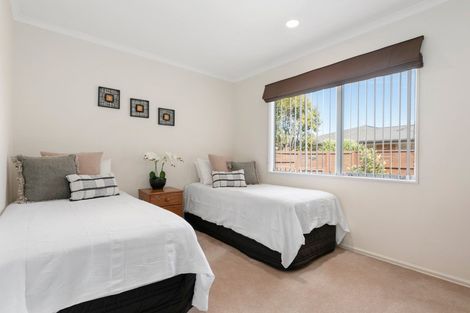 Photo of property in 210 Ngatai Road, Otumoetai, Tauranga, 3110