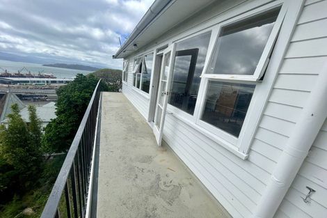 Photo of property in 3/20 Grosvenor Terrace, Wadestown, Wellington, 6012