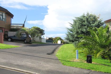Photo of property in 16 Ascot Way, Orewa, 0931