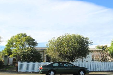 Photo of property in 14 Lee Road, Taradale, Napier, 4112