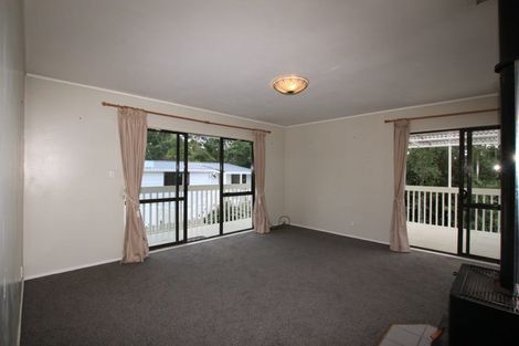 Photo of property in 1/104 Verran Road, Birkdale, Auckland, 0626
