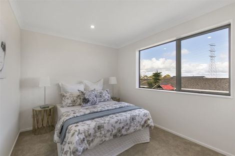 Photo of property in 114b Everglade Drive, Totara Heights, Auckland, 2105