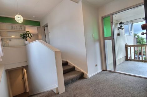 Photo of property in 10 Leeton Drive, Waipukurau, 4200