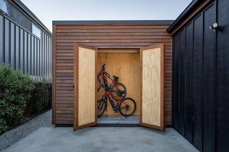 Photo of property in 52 Red Cottage Drive, Lake Hayes, Queenstown, 9304