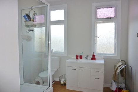 Photo of property in 180 Queen Street, Westport, 7825