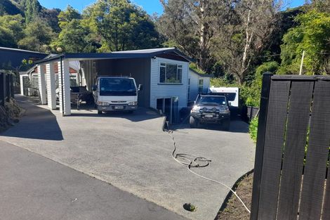 Photo of property in 2 Zephyr Terrace, Governors Bay, Lyttelton, 8971