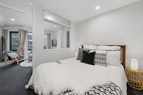 Photo of property in Courtenay Apartments, 408/120u Courtenay Place, Te Aro, Wellington, 6011
