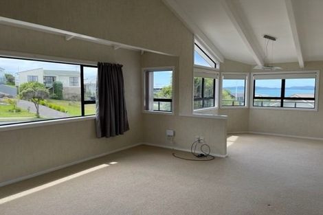 Photo of property in 15 Tamatea Drive, Snells Beach, 0920