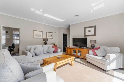 Photo of property in 13 Dromoland Drive, Flat Bush, Auckland, 2019