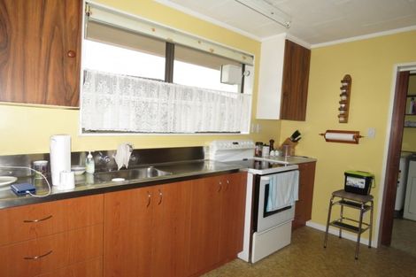 Photo of property in 64 Henley Street, Westport, 7825