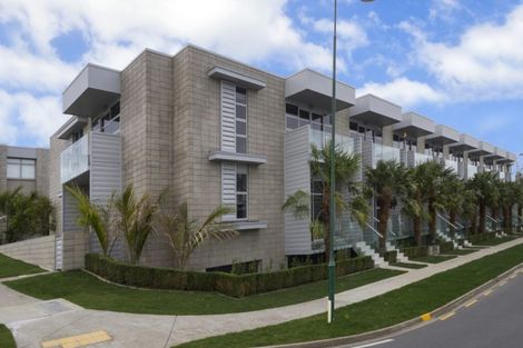 Photo of property in 81 Norwood Road, Bayswater, Auckland, 0622