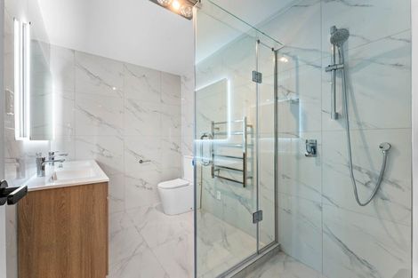 Photo of property in 12 Harbourside Parade, Hobsonville, Auckland, 0616