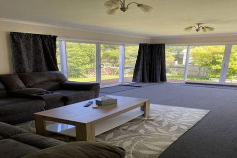 Photo of property in 199u3 Newlands Road, Newlands, Wellington, 6037