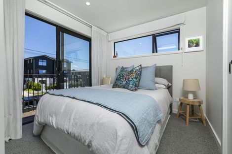 Photo of property in 70a Neil Avenue, Te Atatu Peninsula, Auckland, 0610