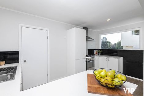 Photo of property in 43 Horokiwi Road West, Newlands, Wellington, 6037