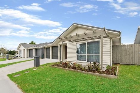 Photo of property in 4 Poaka Avenue, Takanini, 2112