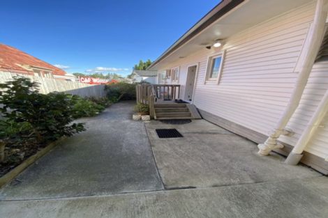 Photo of property in 86d Kelman Road, Kelston, Auckland, 0602