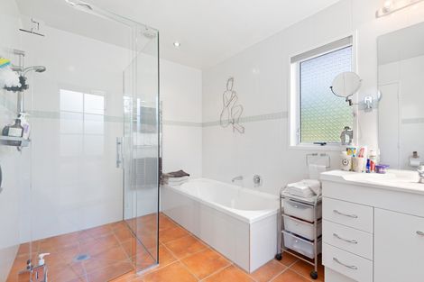 Photo of property in 28 Ings Avenue, Saint Clair, Dunedin, 9012