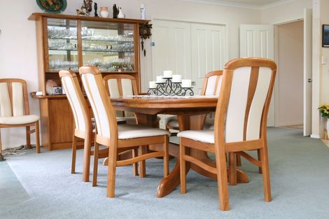 Photo of property in 14 Moss Crescent, Takanini, 2112