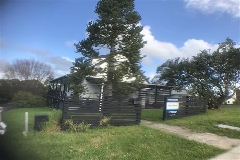 Photo of property in 36 Cyclarama Crescent, Massey, Auckland, 0614