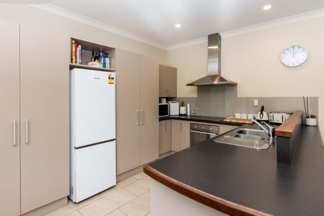 Photo of property in 6b Neeve Place, Taradale, Napier, 4112