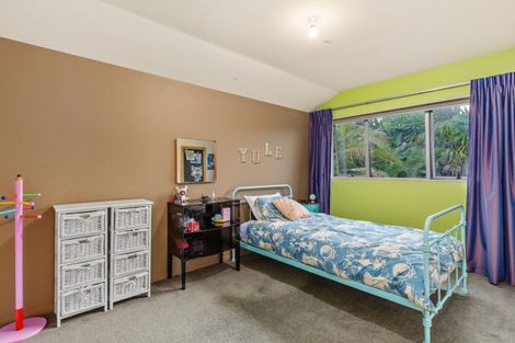 Photo of property in 9a Lupetti Rise, West Harbour, Auckland, 0618