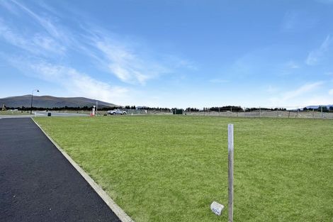 Photo of property in 10 Burkett Street, Marshland, Christchurch, 8051