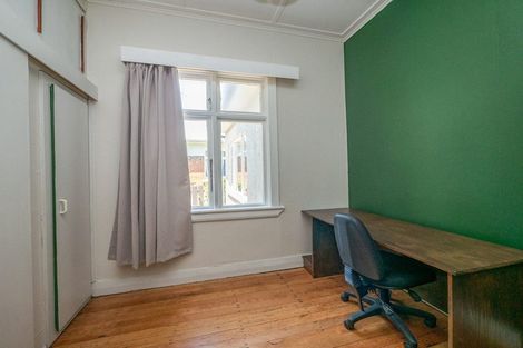 Photo of property in 74 Forbury Road, Saint Clair, Dunedin, 9012