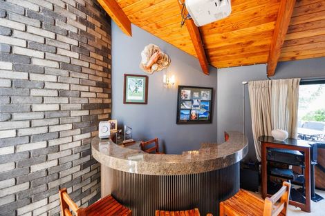 Photo of property in 232 Hendersons Line, Kelvin Grove, Palmerston North, 4470