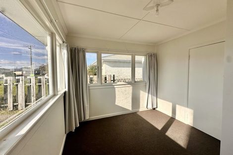 Photo of property in 75 Weka Street, Waikiwi, Invercargill, 9810