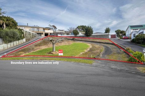 Photo of property in 13 Acacia Place, Bell Block, New Plymouth, 4312