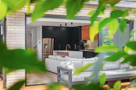 Photo of property in 17 Jack Seabrook Road, Hobsonville, Auckland, 0616