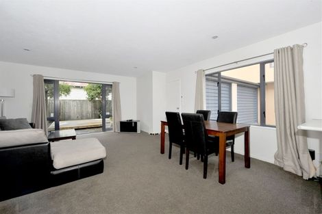 Photo of property in 2/90 Picton Avenue, Riccarton, Christchurch, 8011
