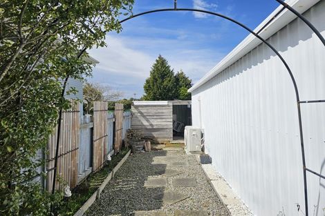 Photo of property in 2 Wavell Crescent, Lansdowne, Masterton, 5810