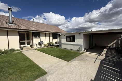 Photo of property in 10 Gantry Place, Cromwell, 9310